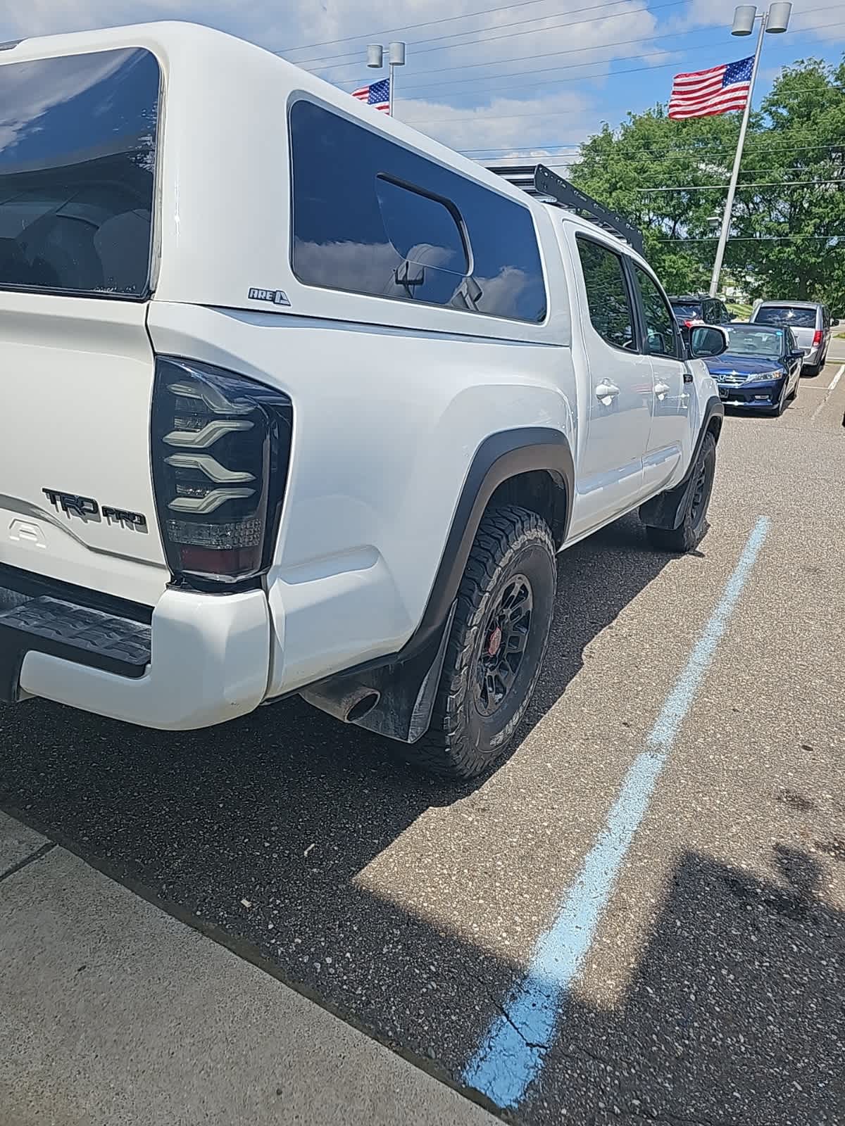 Thumbnail: 2018 Toyota Tacoma - 5