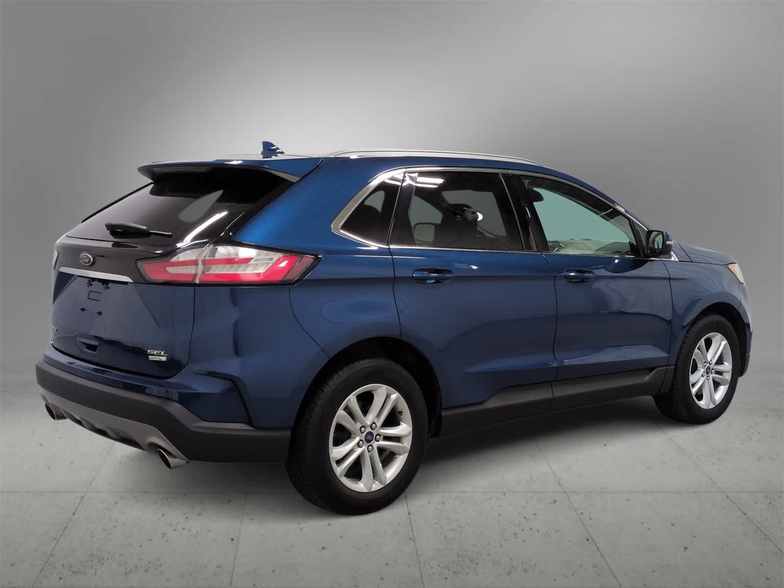 Thumbnail: 2020 Ford Edge - 8