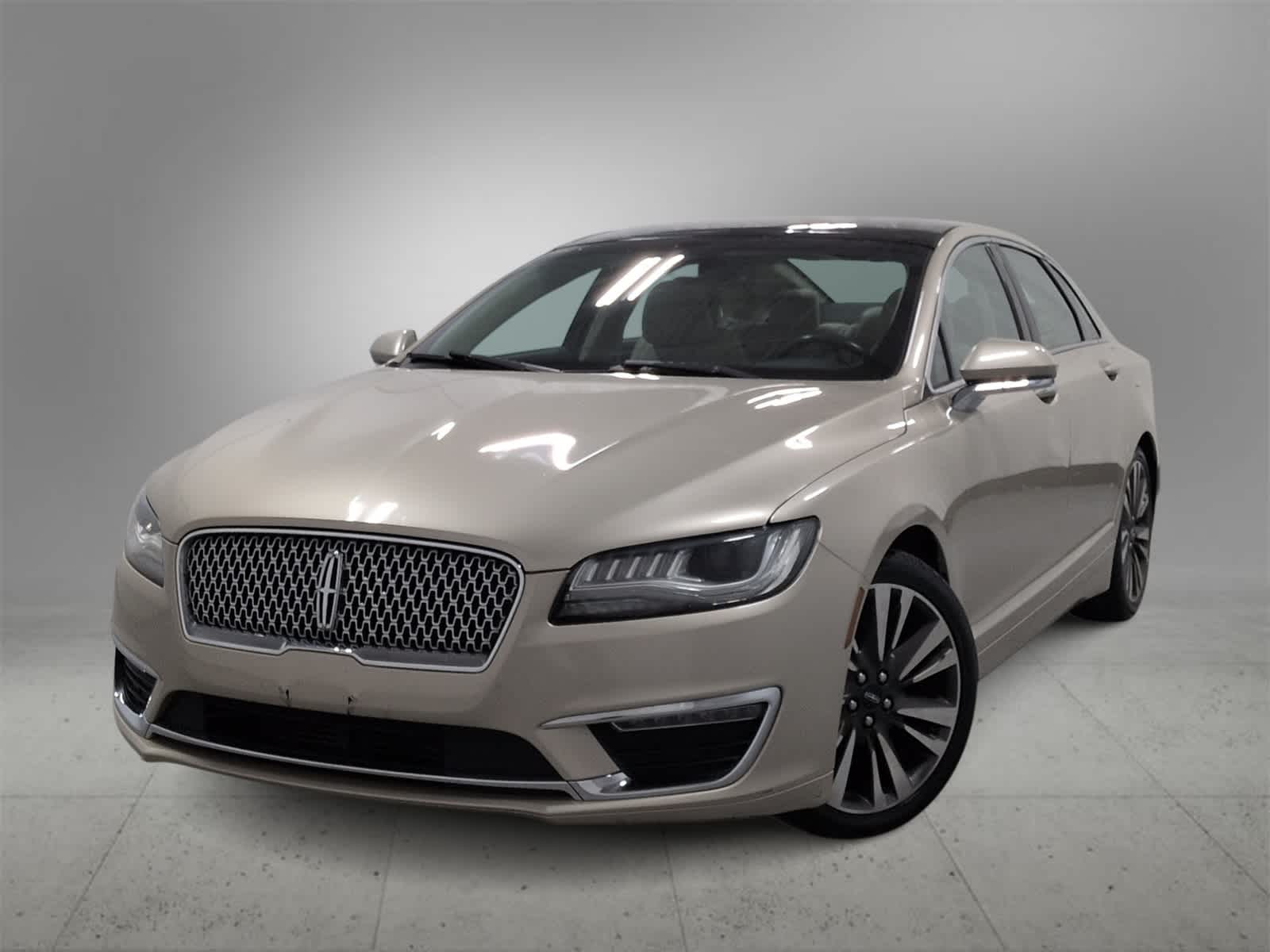 Thumbnail: 2017 Lincoln MKZ - 1