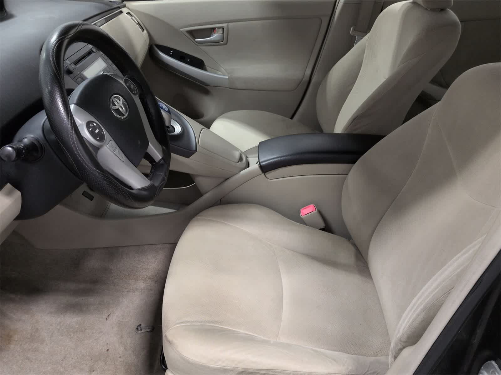 Thumbnail: 2011 Toyota Prius - 16