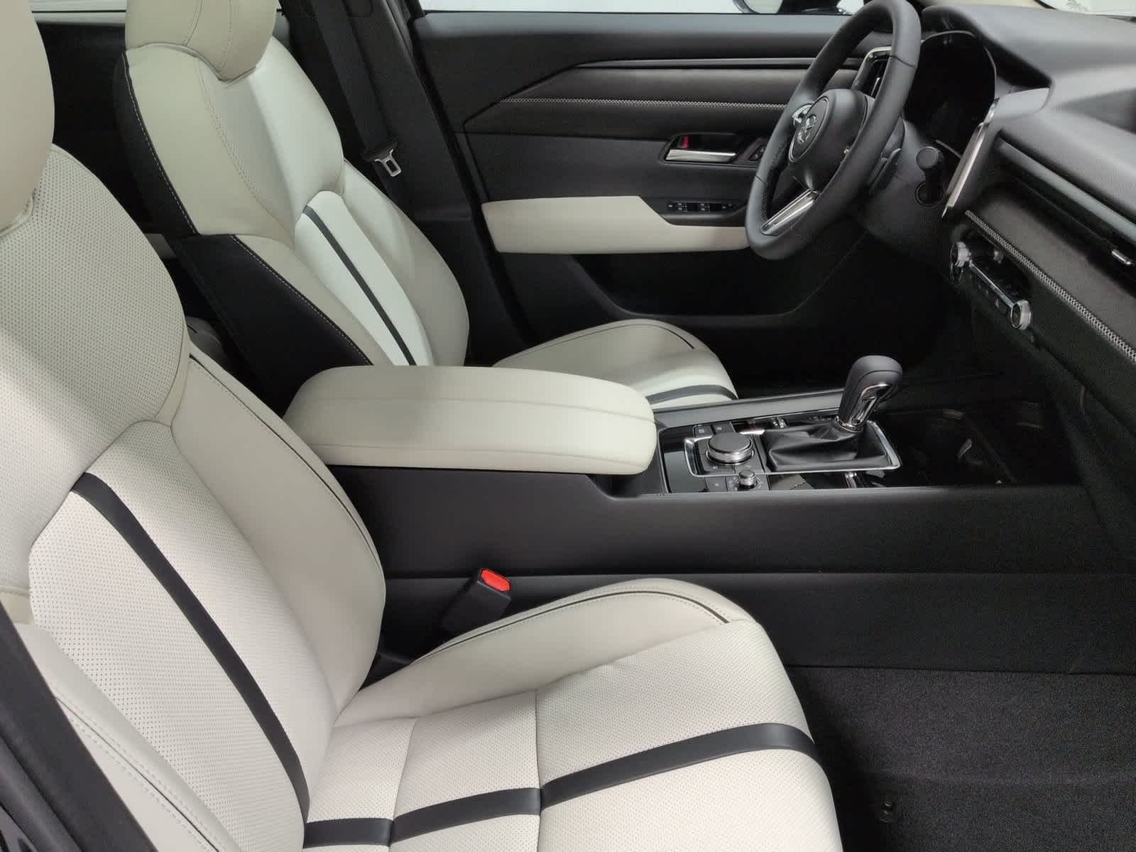 2026 Mazda CX-50 Premium Plus - Photo 24
