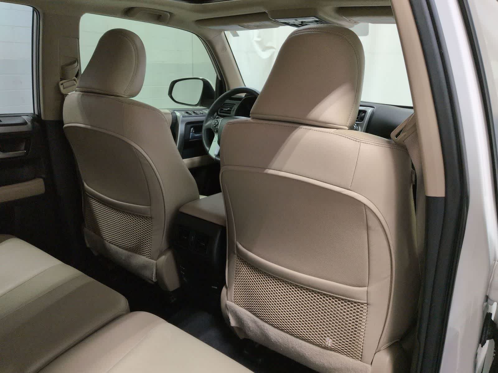 Thumbnail: 2015 Toyota 4Runner - 17