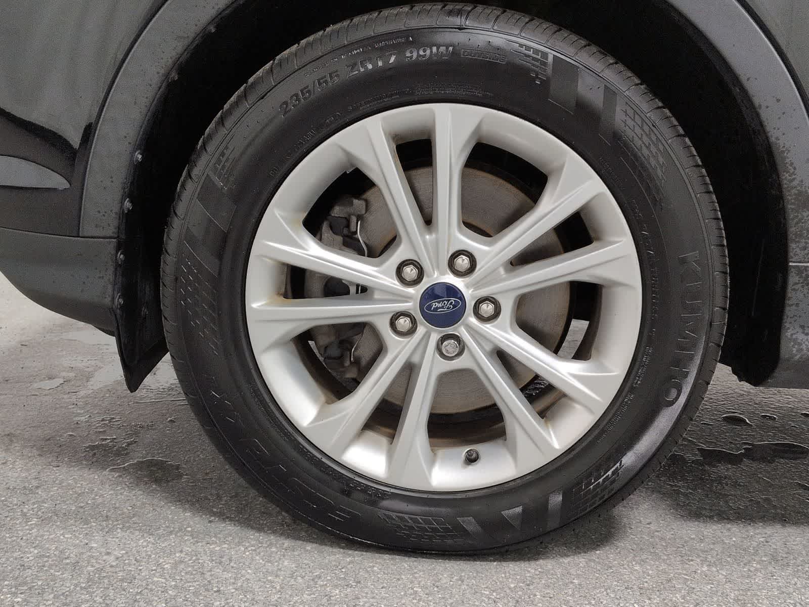 Thumbnail: 2018 Ford Escape - 14