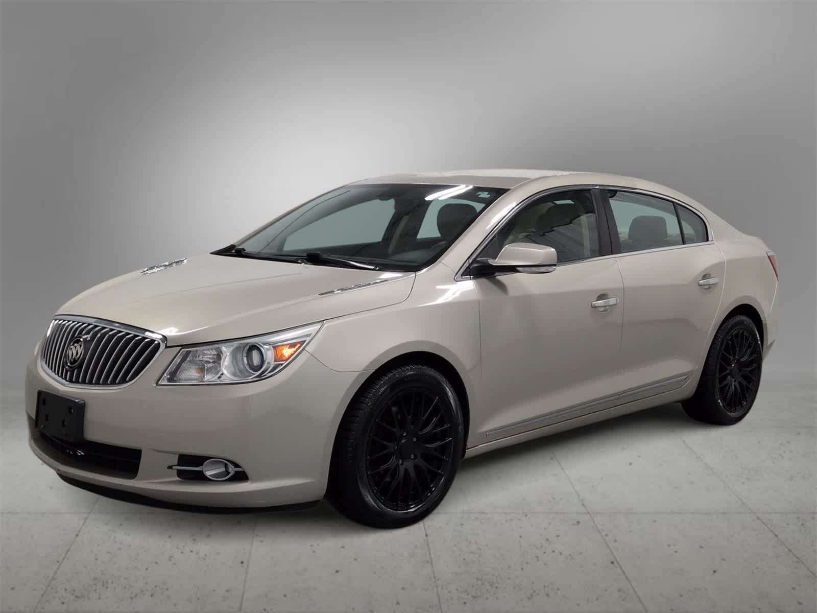 2013 Buick LaCrosse Leather photo 4