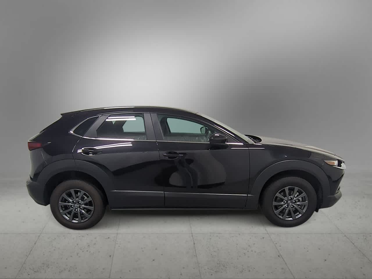 Thumbnail: 2022 Mazda CX-30 - 9