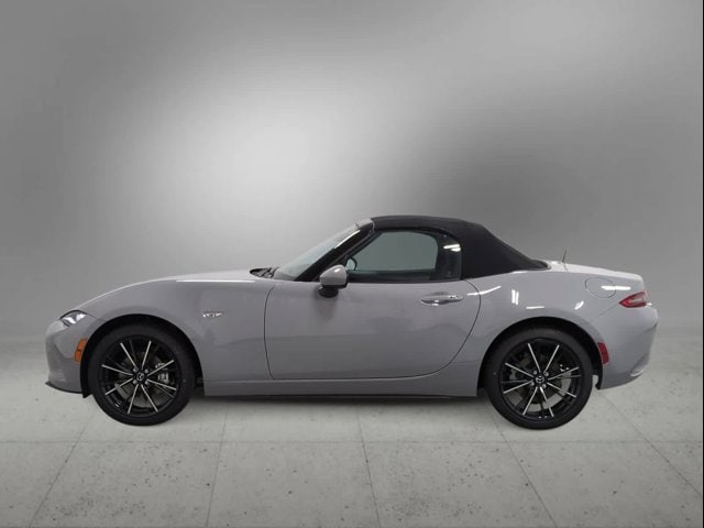 Thumbnail: 2026 Mazda MX-5 Miata - 5
