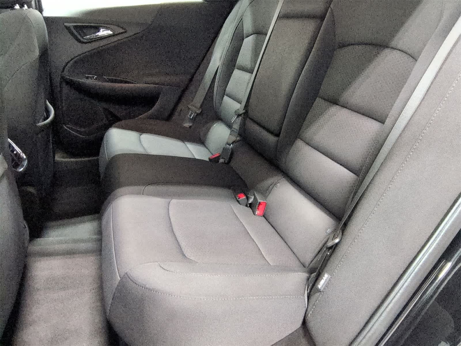 Thumbnail: 2020 Chevrolet Malibu - 21