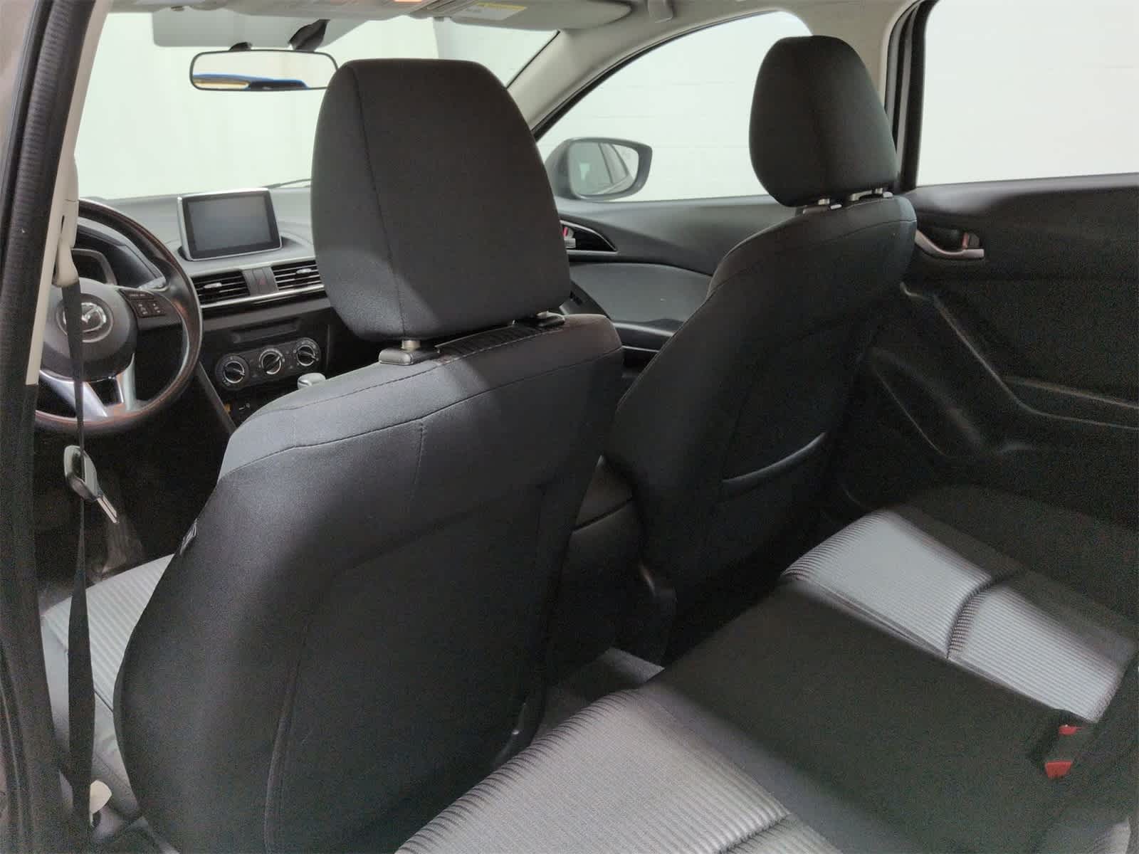 Thumbnail: 2016 Mazda Mazda3 - 19