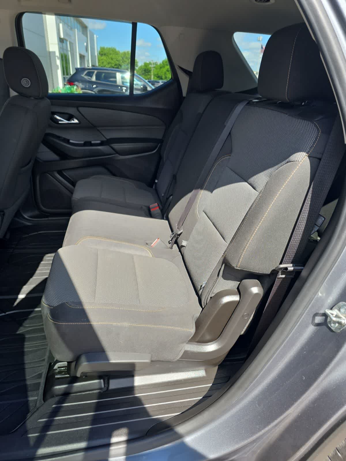 Thumbnail: 2020 Chevrolet Traverse - 6