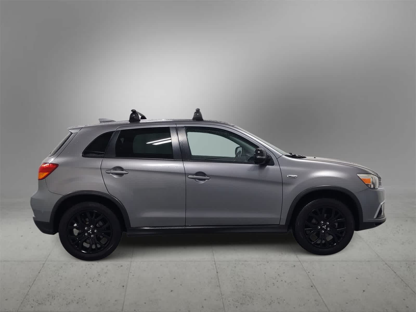 Thumbnail: 2018 Mitsubishi Outlander Sport - 9