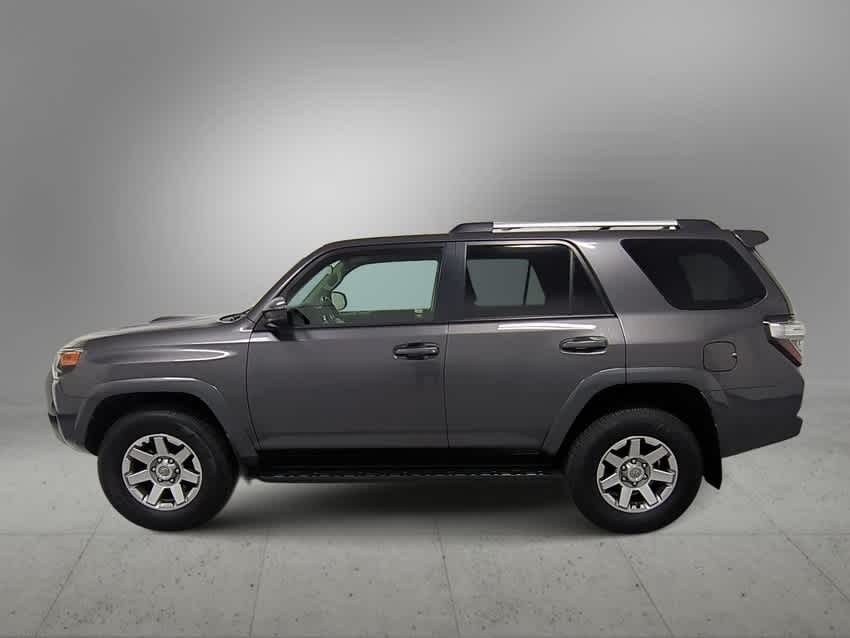 Thumbnail: 2015 Toyota 4Runner - 5