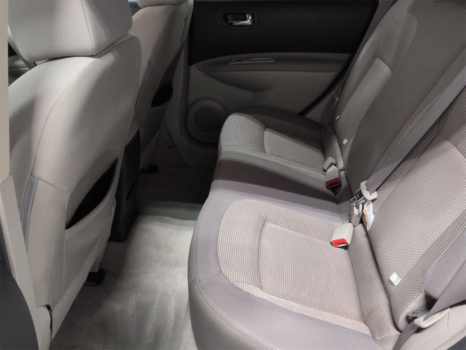 Thumbnail: 2013 Nissan Rogue - 20