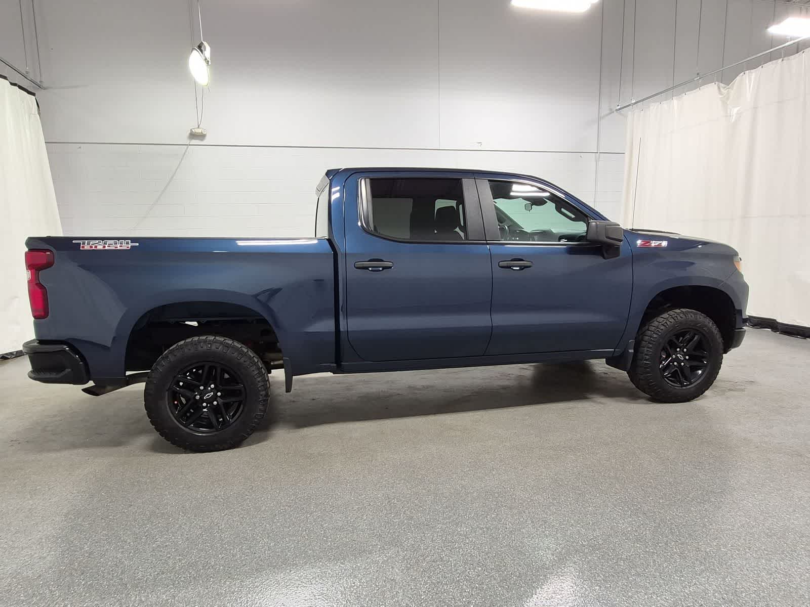 Thumbnail: 2022 Chevrolet Silverado 1500 - 15