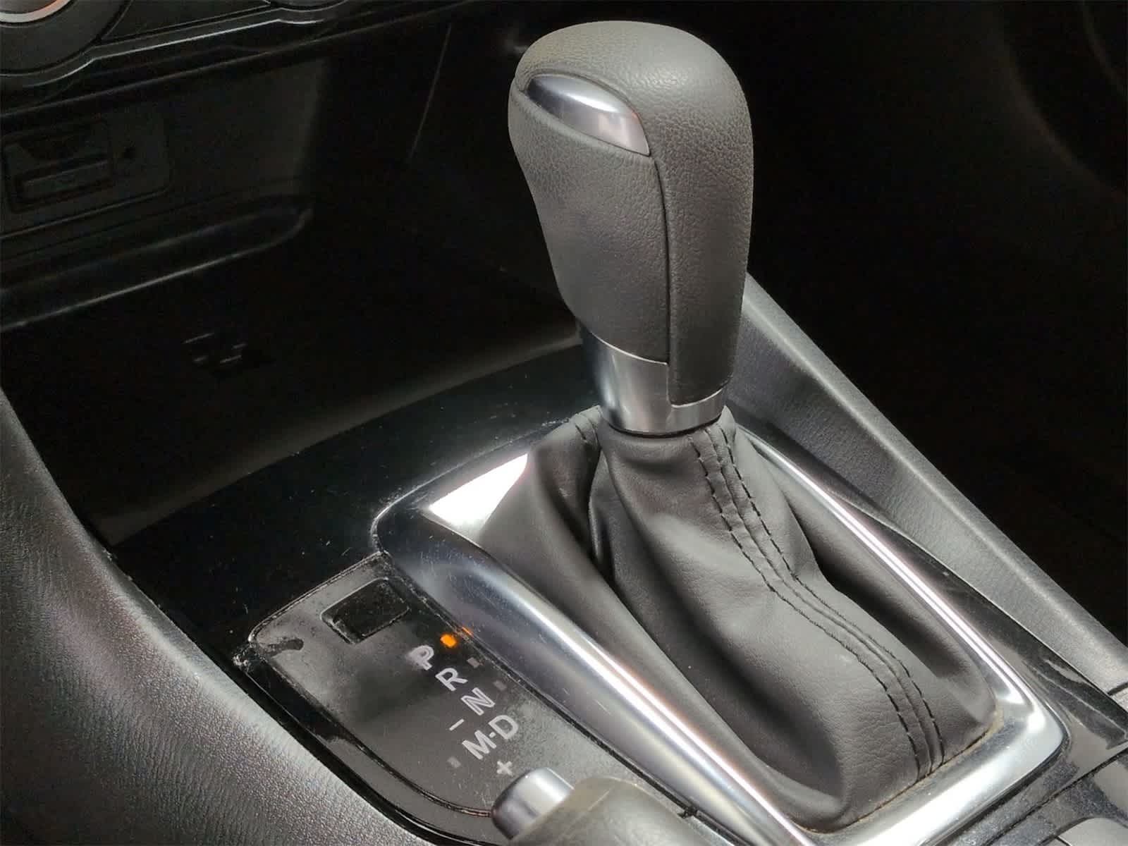 Thumbnail: 2016 Mazda Mazda3 - 32