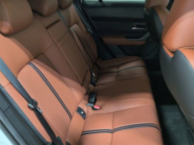 Thumbnail: 2025 Mazda CX-50 - 22