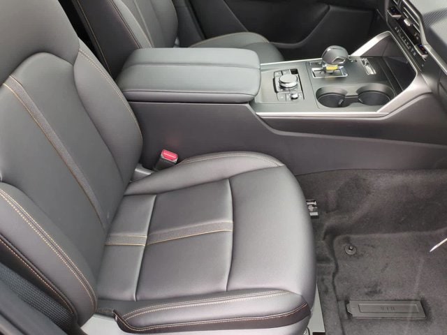 Thumbnail: 2026 Mazda CX-70 - 21