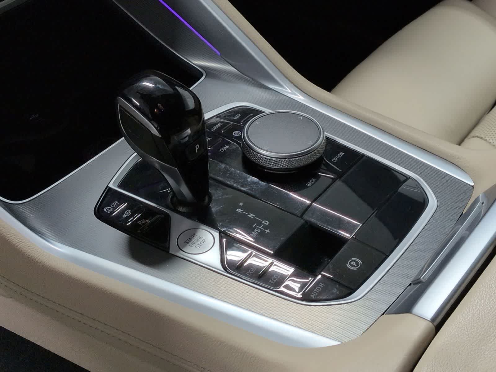 Thumbnail: 2022 BMW X6 - 33