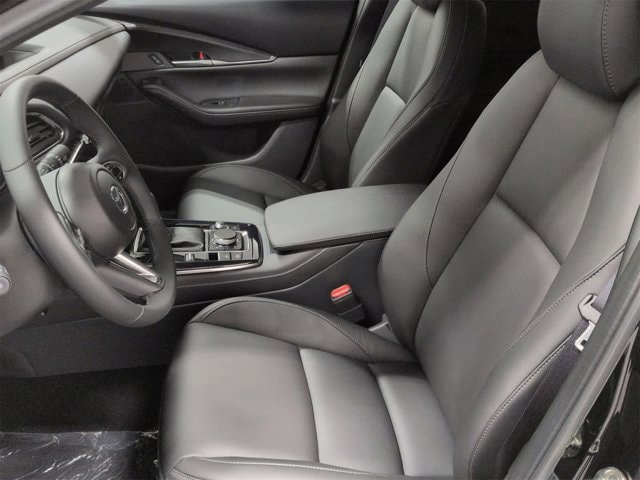 Thumbnail: 2025 Mazda CX-30 - 17