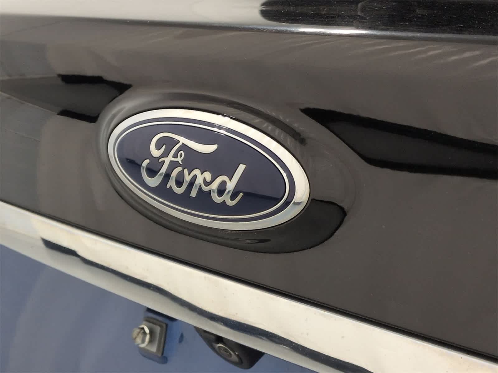 Thumbnail: 2020 Ford Edge - 12