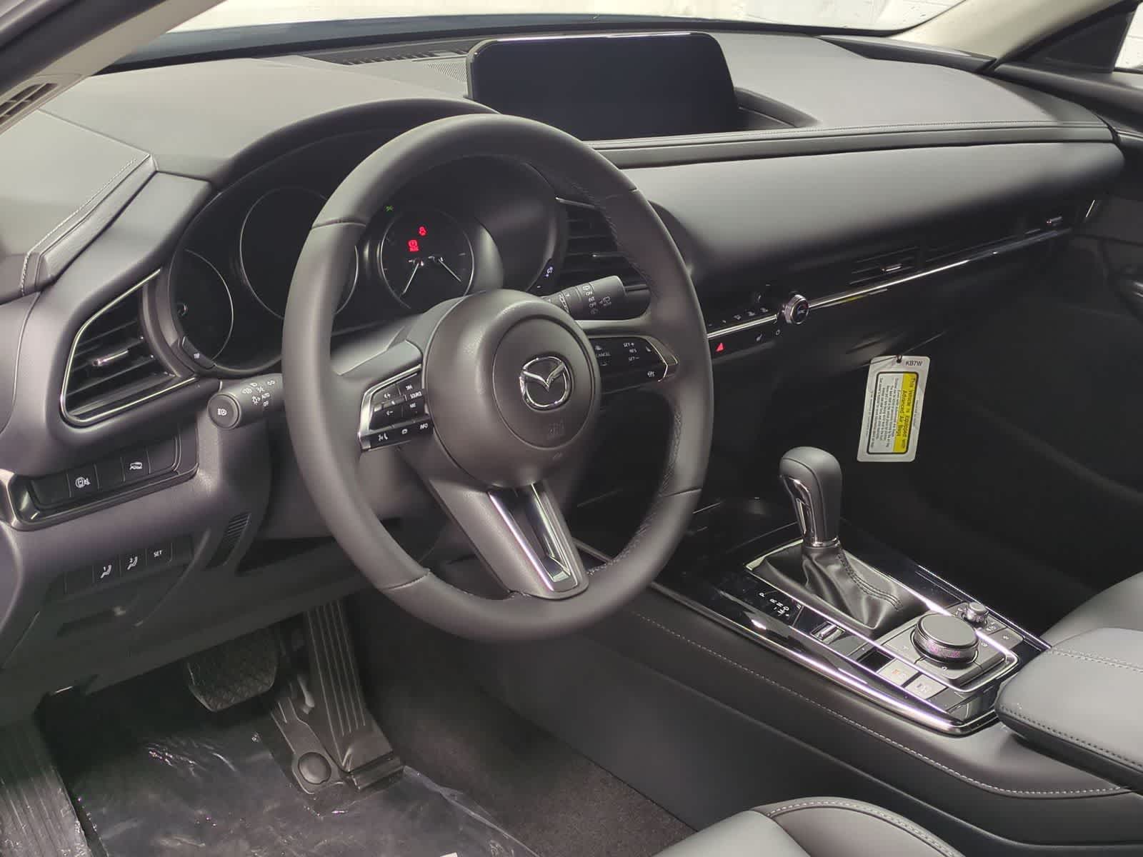 Thumbnail: 2025 Mazda CX-30 - 10