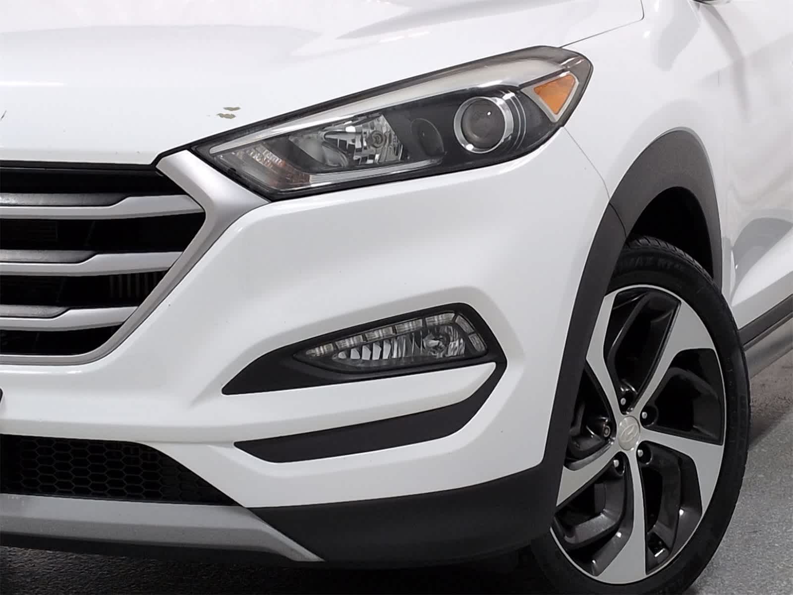 Thumbnail: 2017 Hyundai Tucson - 11
