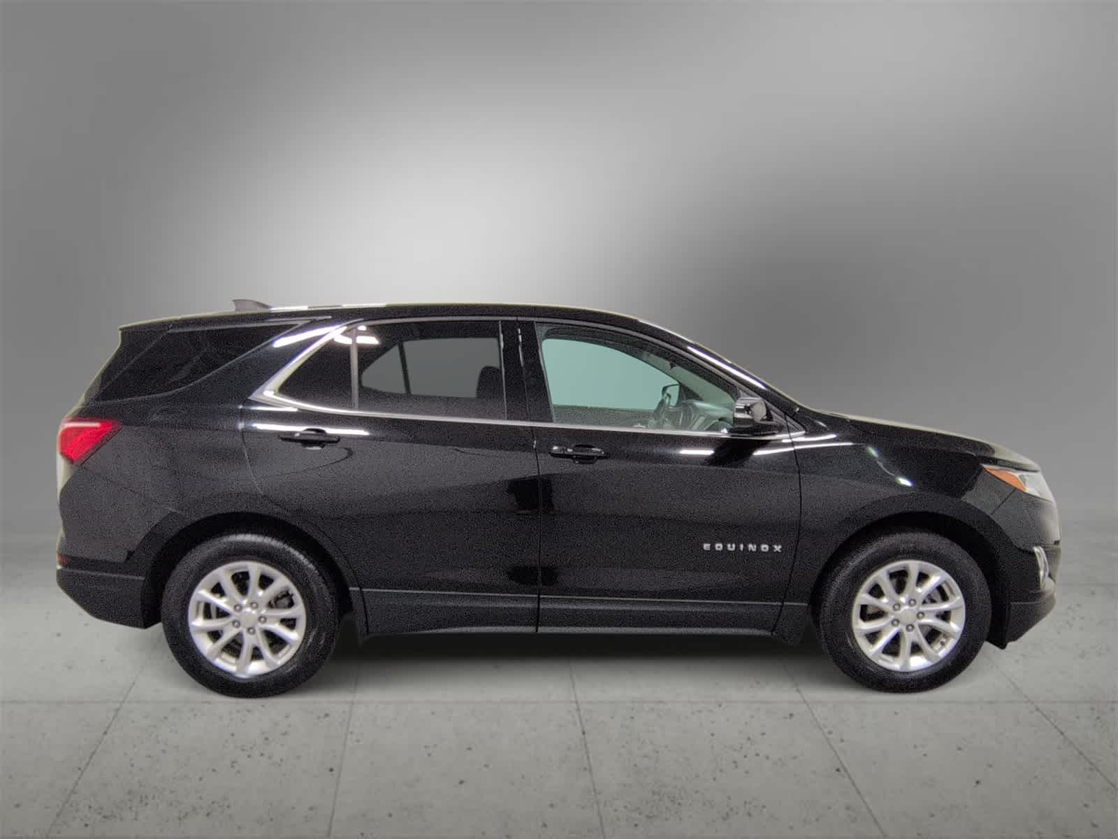 Thumbnail: 2019 Chevrolet Equinox - 9