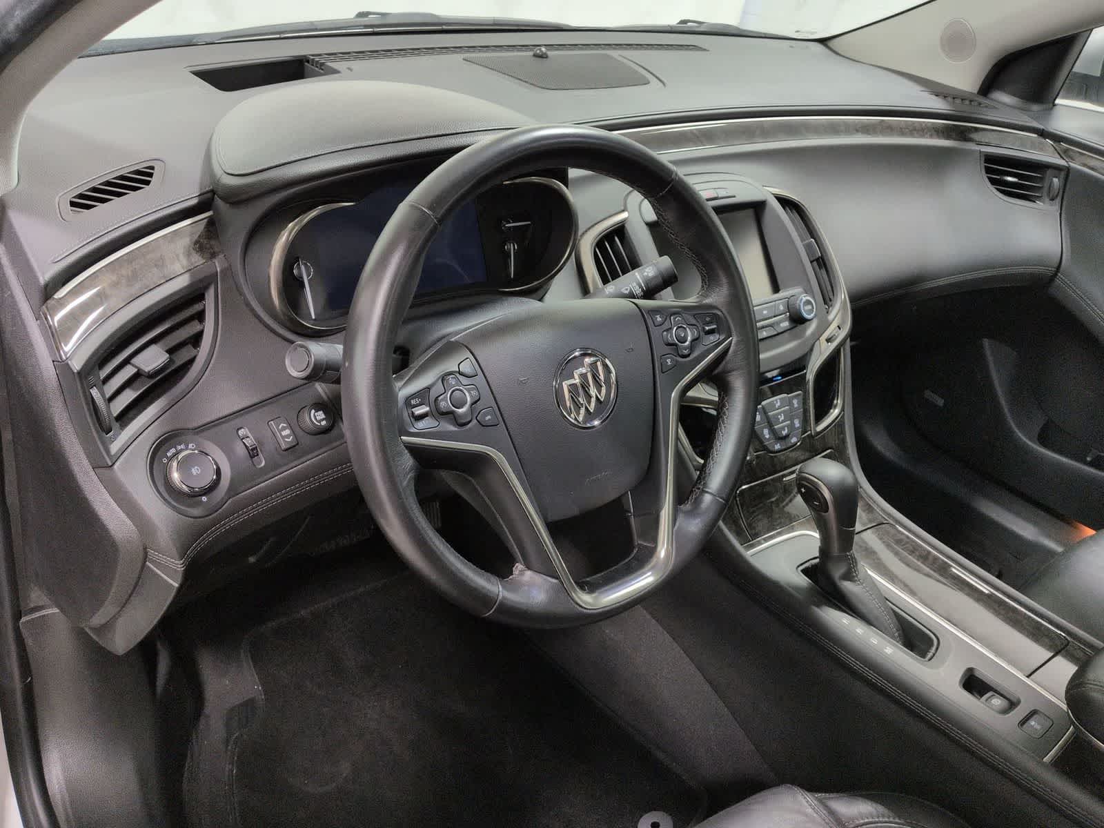 Thumbnail: 2016 Buick LaCrosse - 10