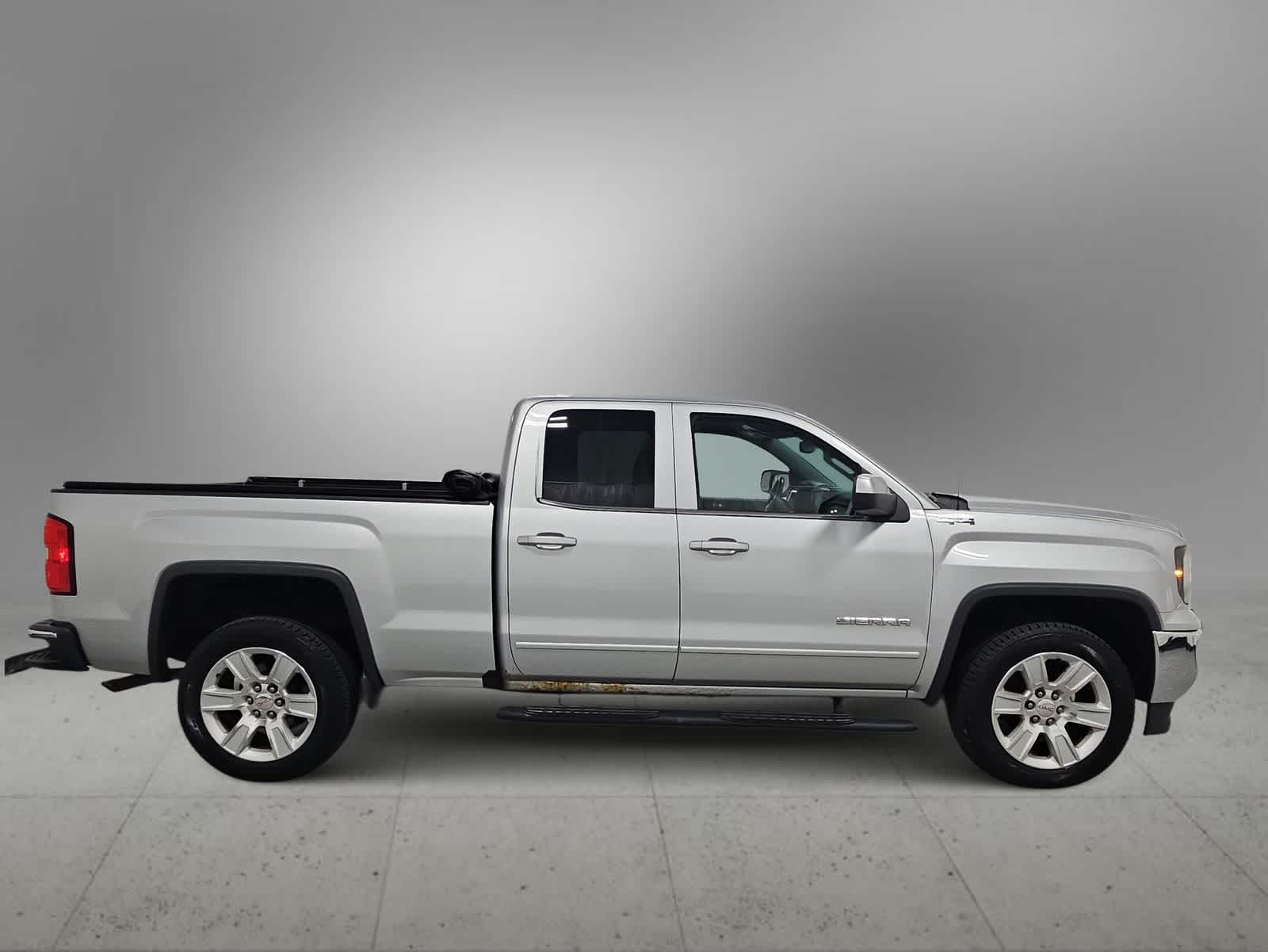 Thumbnail: 2016 GMC Sierra 1500 - 9