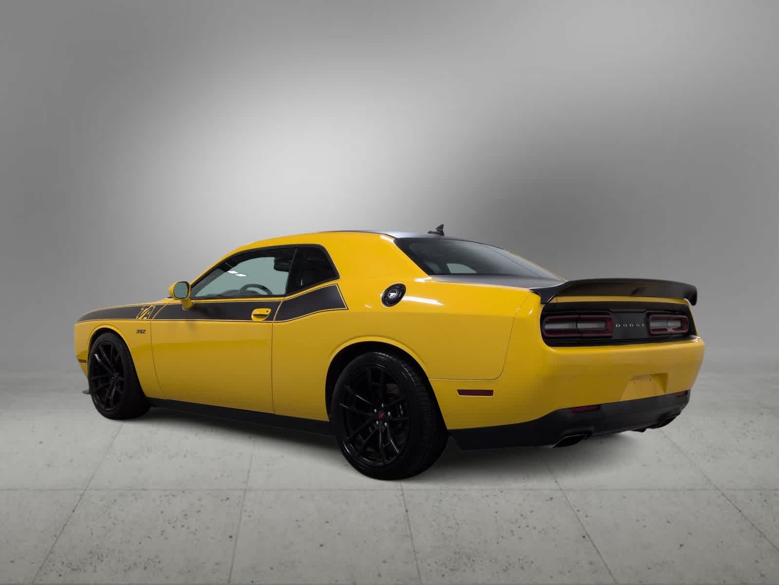 Thumbnail: 2019 Dodge Challenger - 6