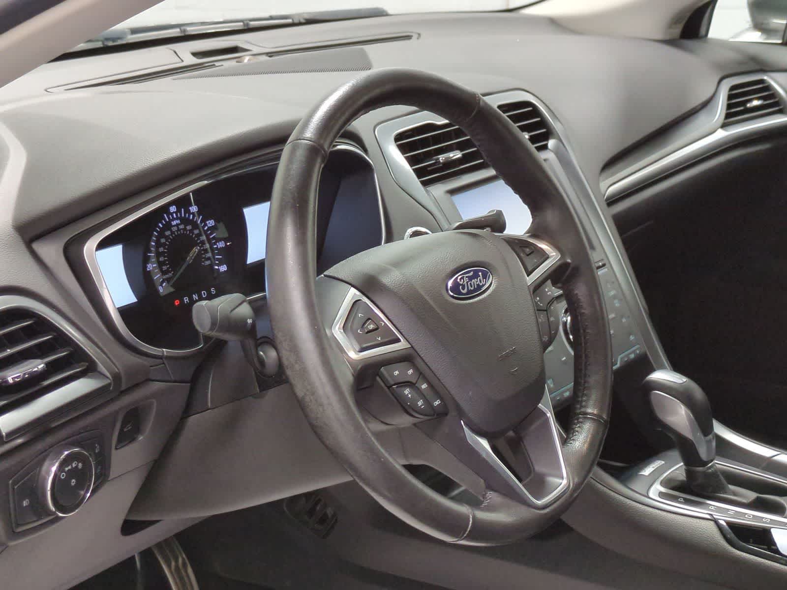 Thumbnail: 2014 Ford Fusion - 10