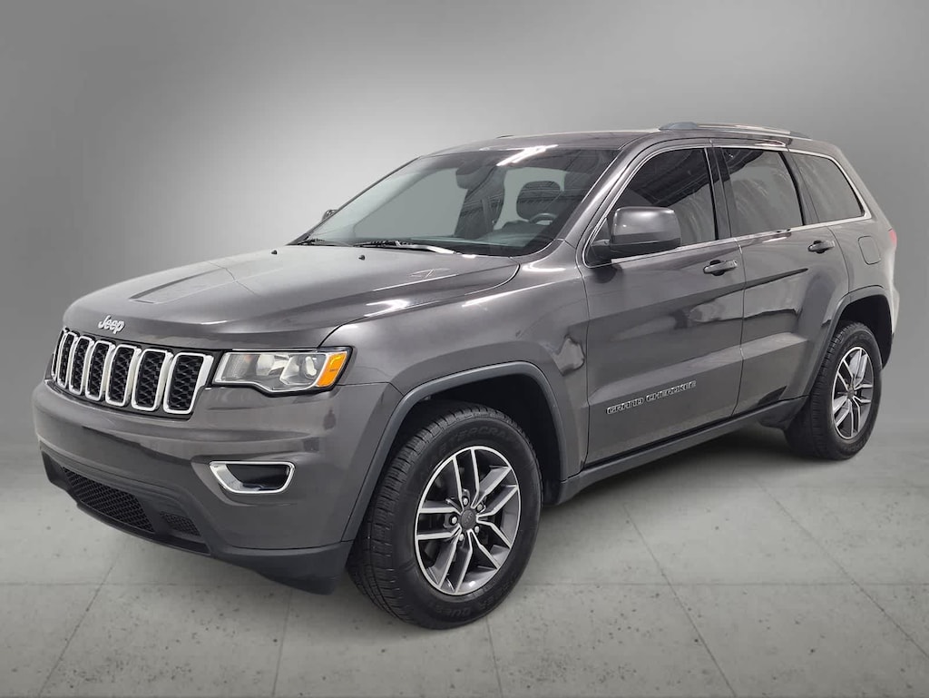 Used 2019 Jeep Grand Cherokee Laredo SUV