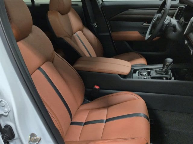 Thumbnail: 2026 Mazda CX-50 - 24