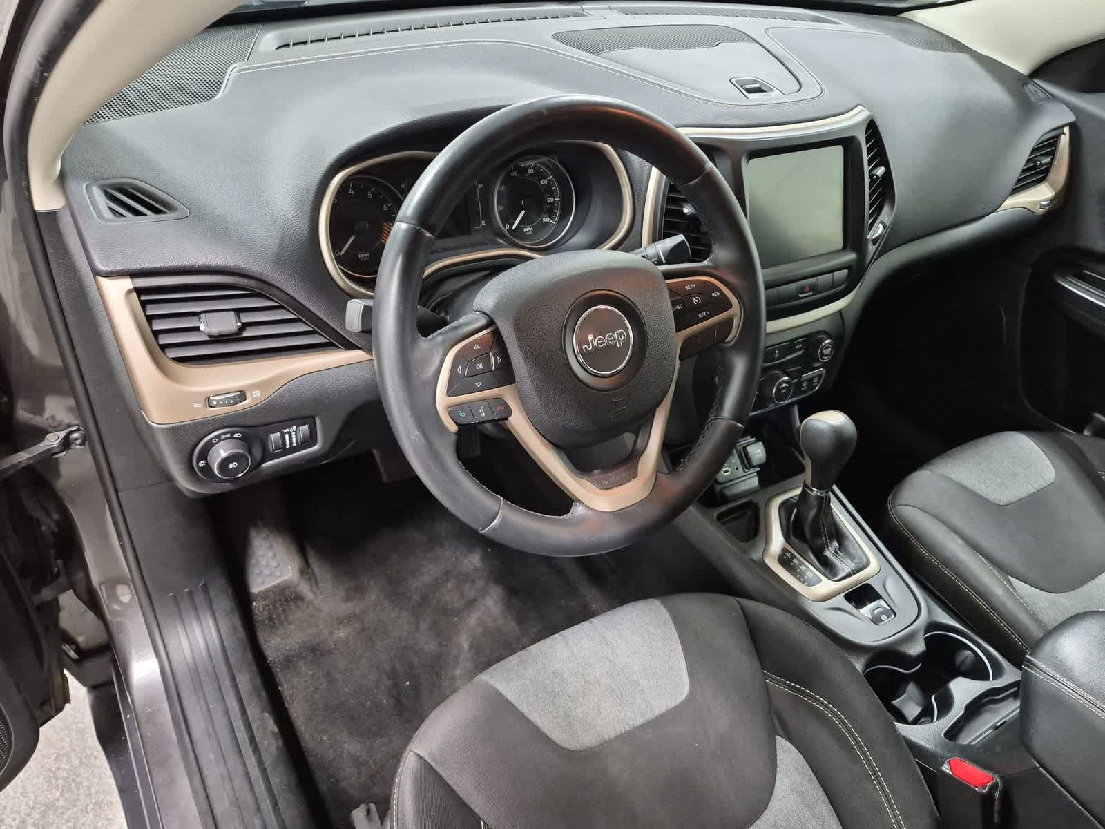 Thumbnail: 2014 Jeep Cherokee - 10