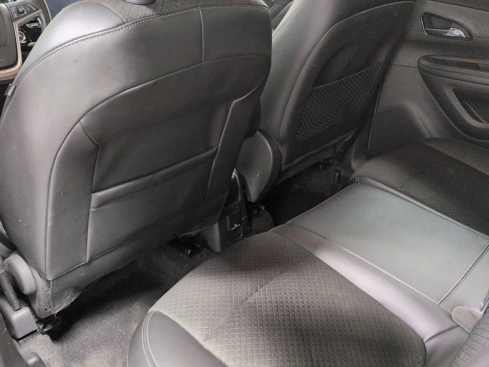 Thumbnail: 2019 Buick Encore - 17