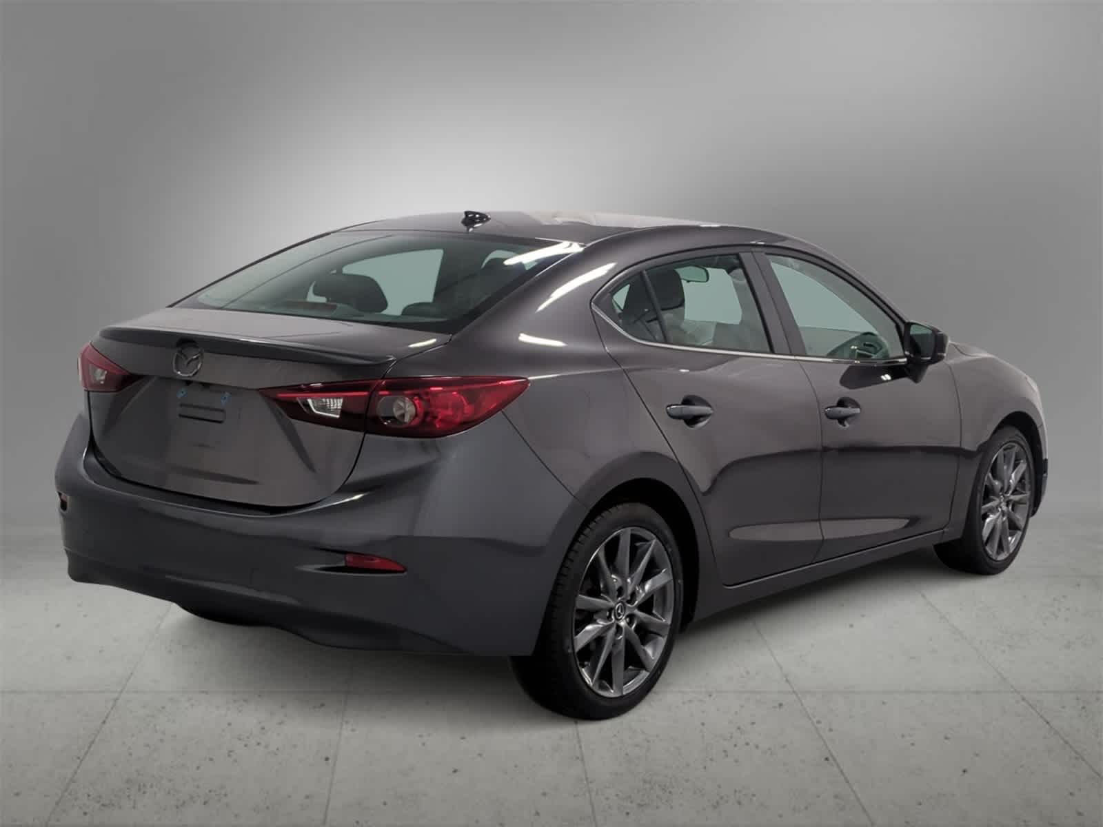 Thumbnail: 2018 Mazda Mazda3 - 8