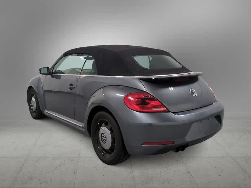 Thumbnail: 2014 Volkswagen Beetle - 10