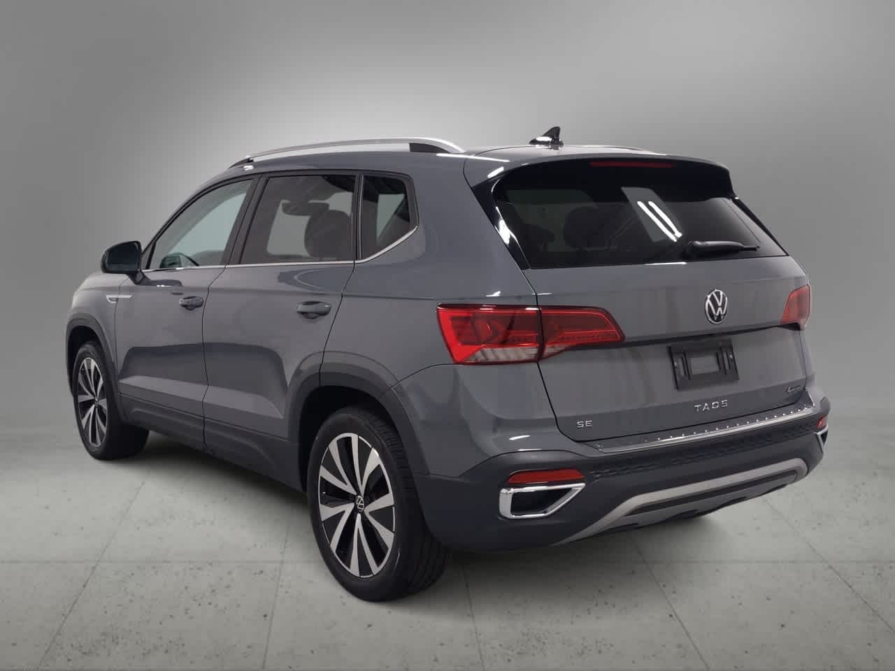 Thumbnail: 2022 Volkswagen Taos - 6