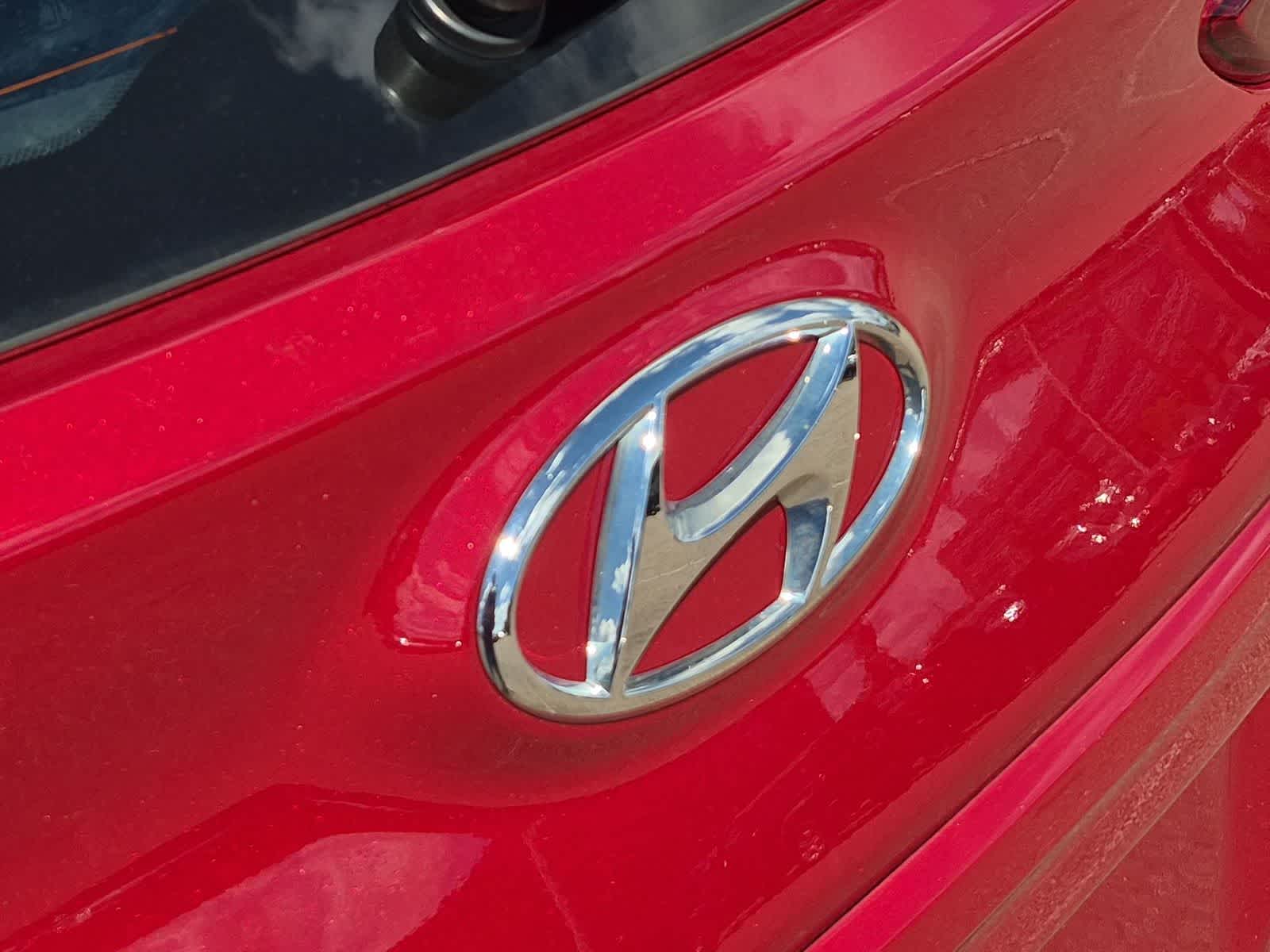 Thumbnail: 2021 Hyundai Kona - 10