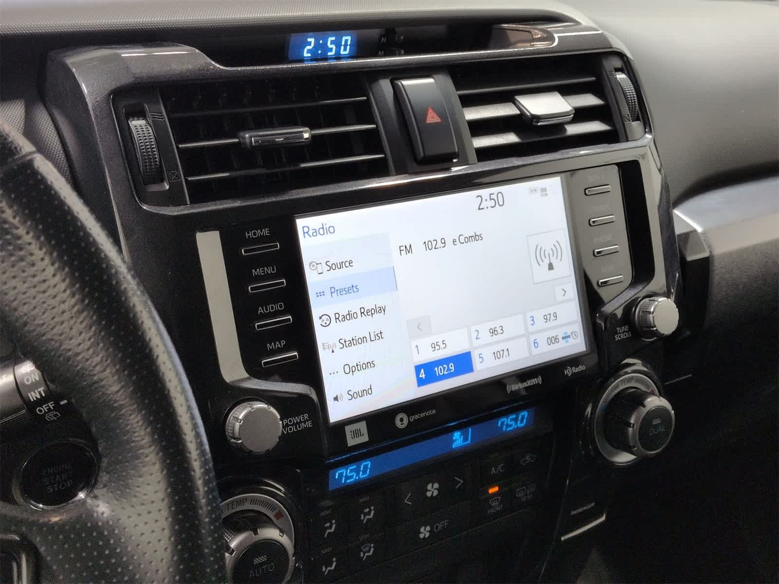 Thumbnail: 2021 Toyota 4Runner - 30