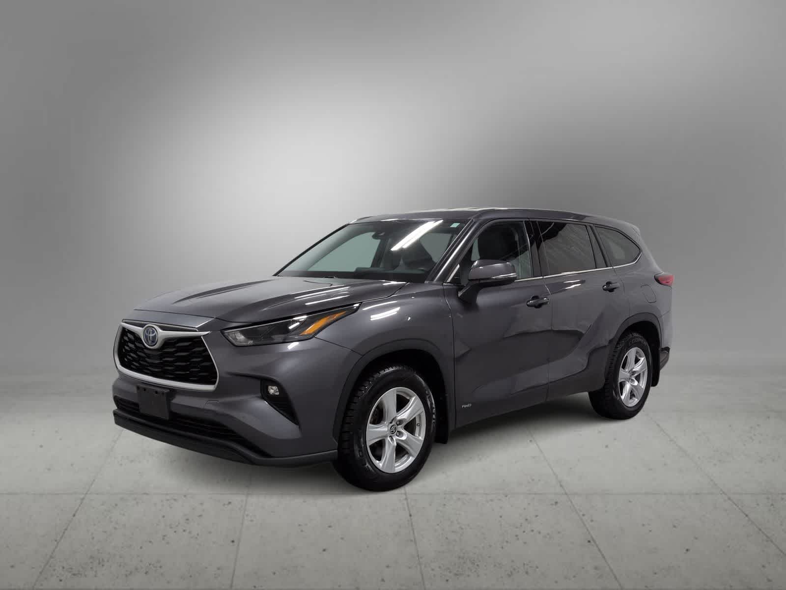 Thumbnail: 2022 Toyota Highlander - 4