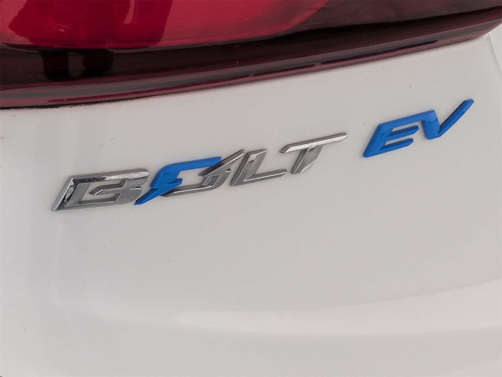 Thumbnail: 2017 Chevrolet Bolt EV - 13