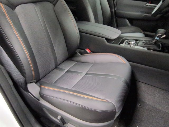 Thumbnail: 2026 Mazda CX-50 - 16