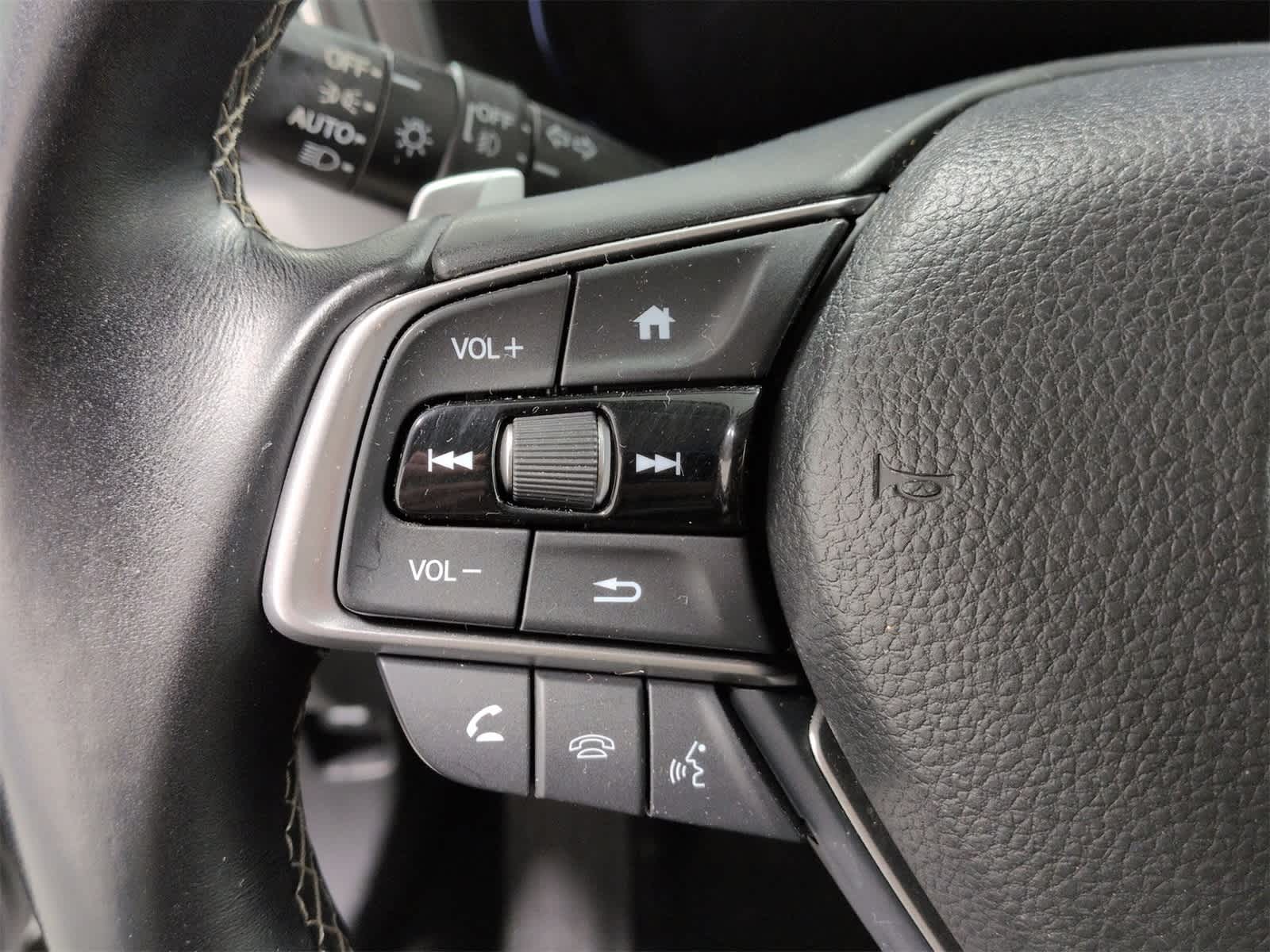 Thumbnail: 2019 Honda Insight - 26