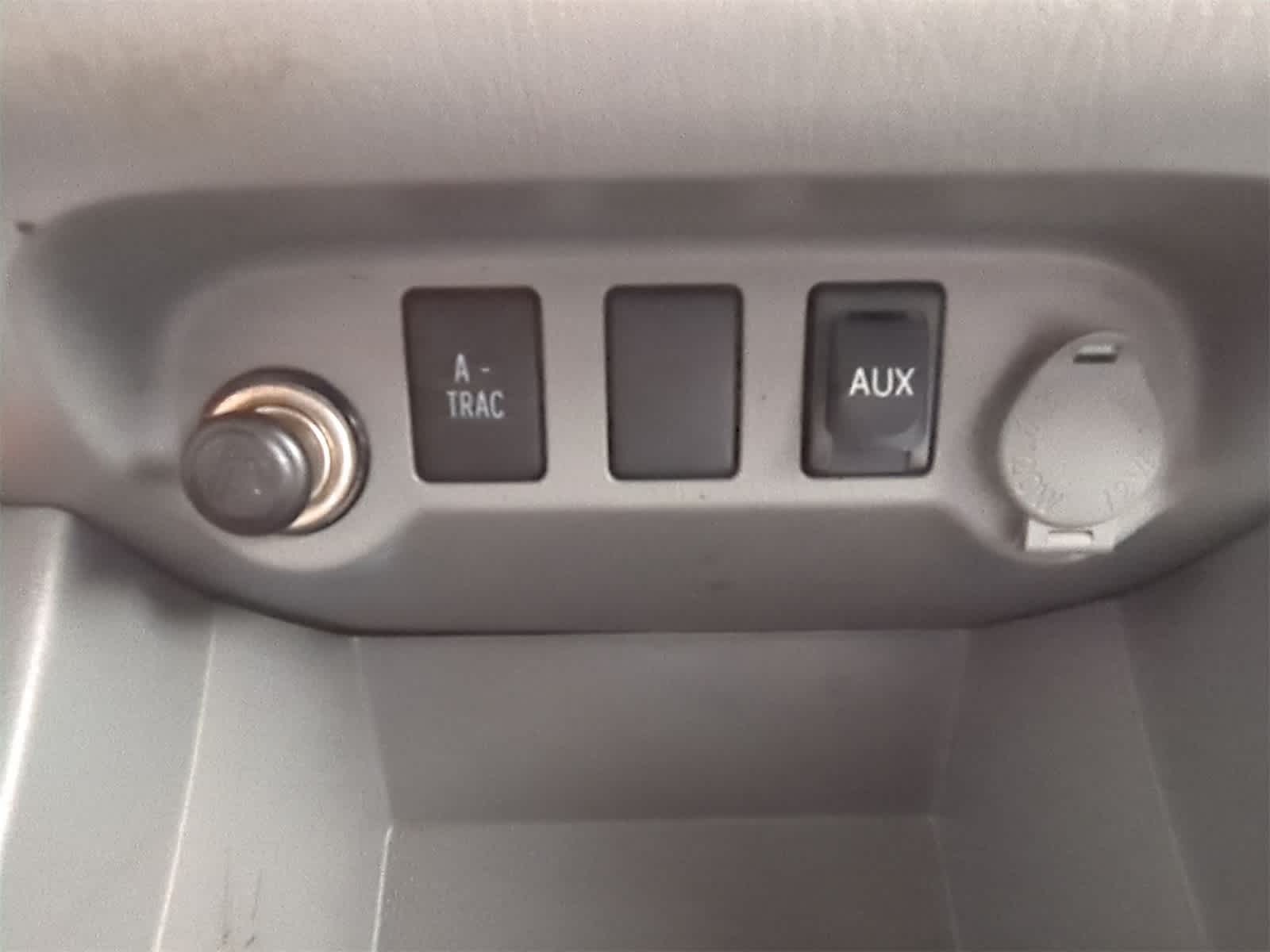 Thumbnail: 2011 Toyota Tacoma - 28