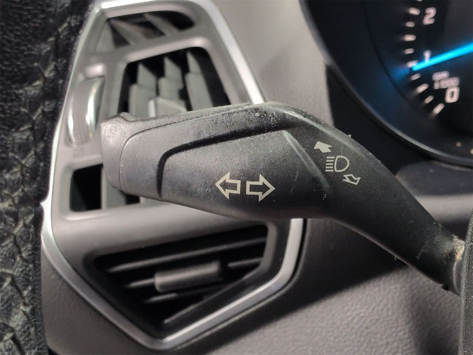 Thumbnail: 2013 Ford Escape - 29