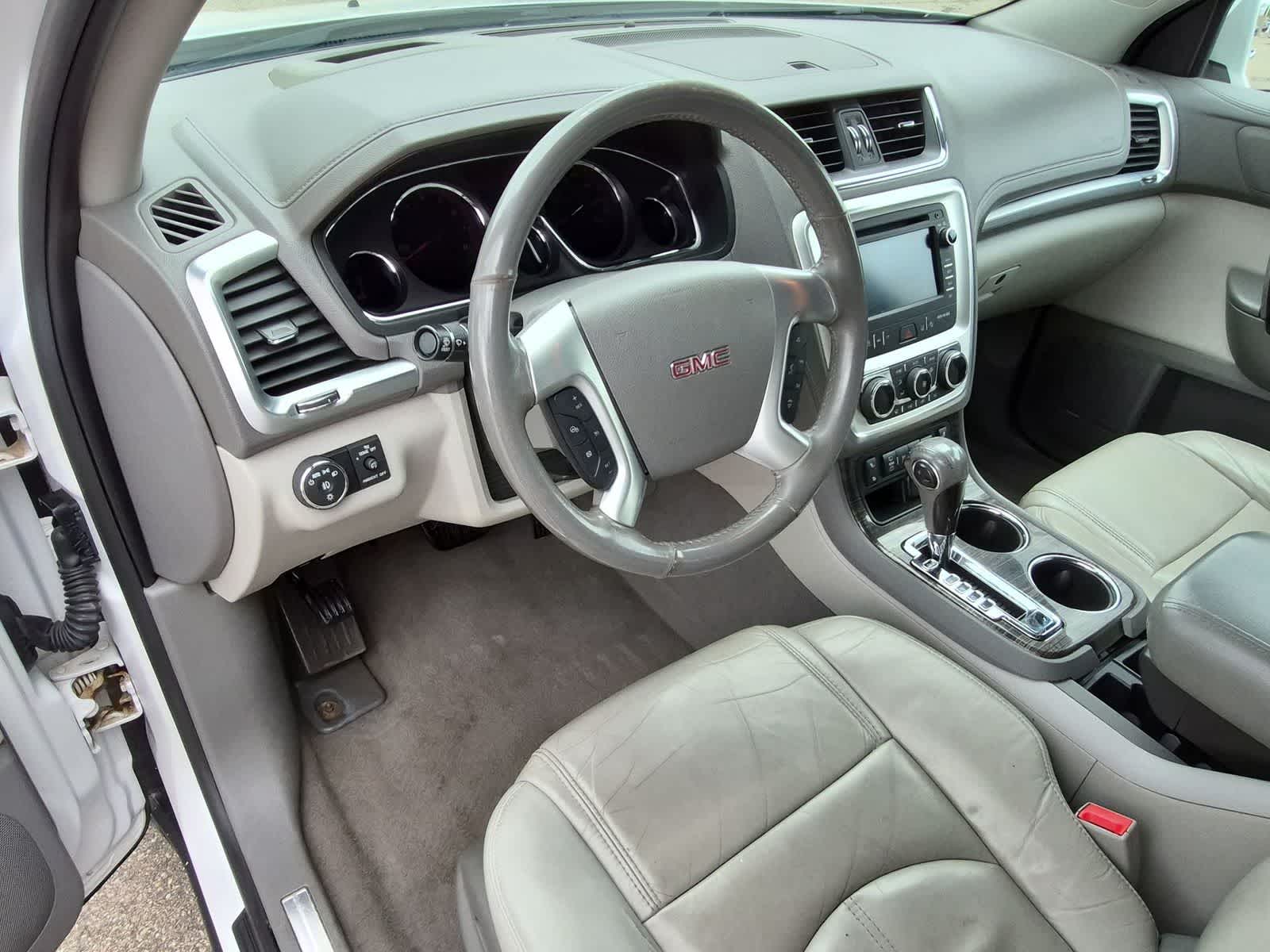 Thumbnail: 2017 GMC Acadia - 10