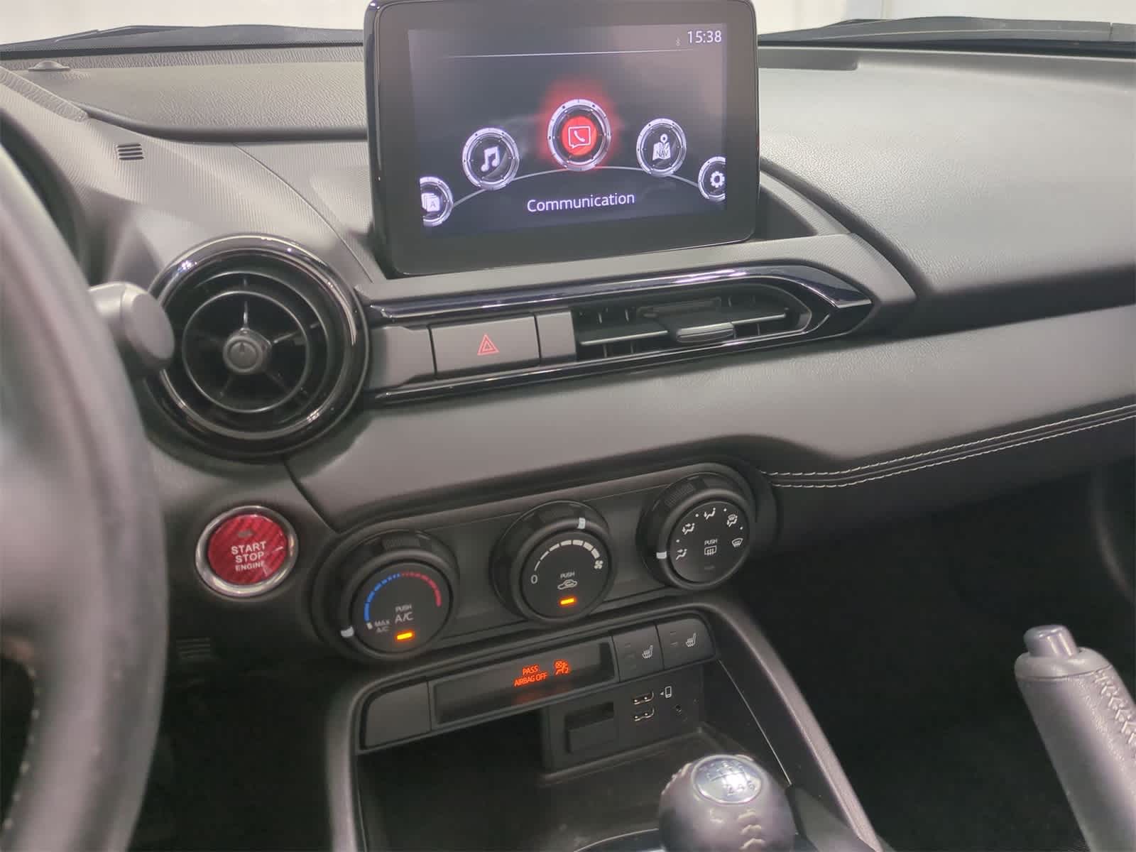 Thumbnail: 2020 Mazda MX-5 Miata - 25