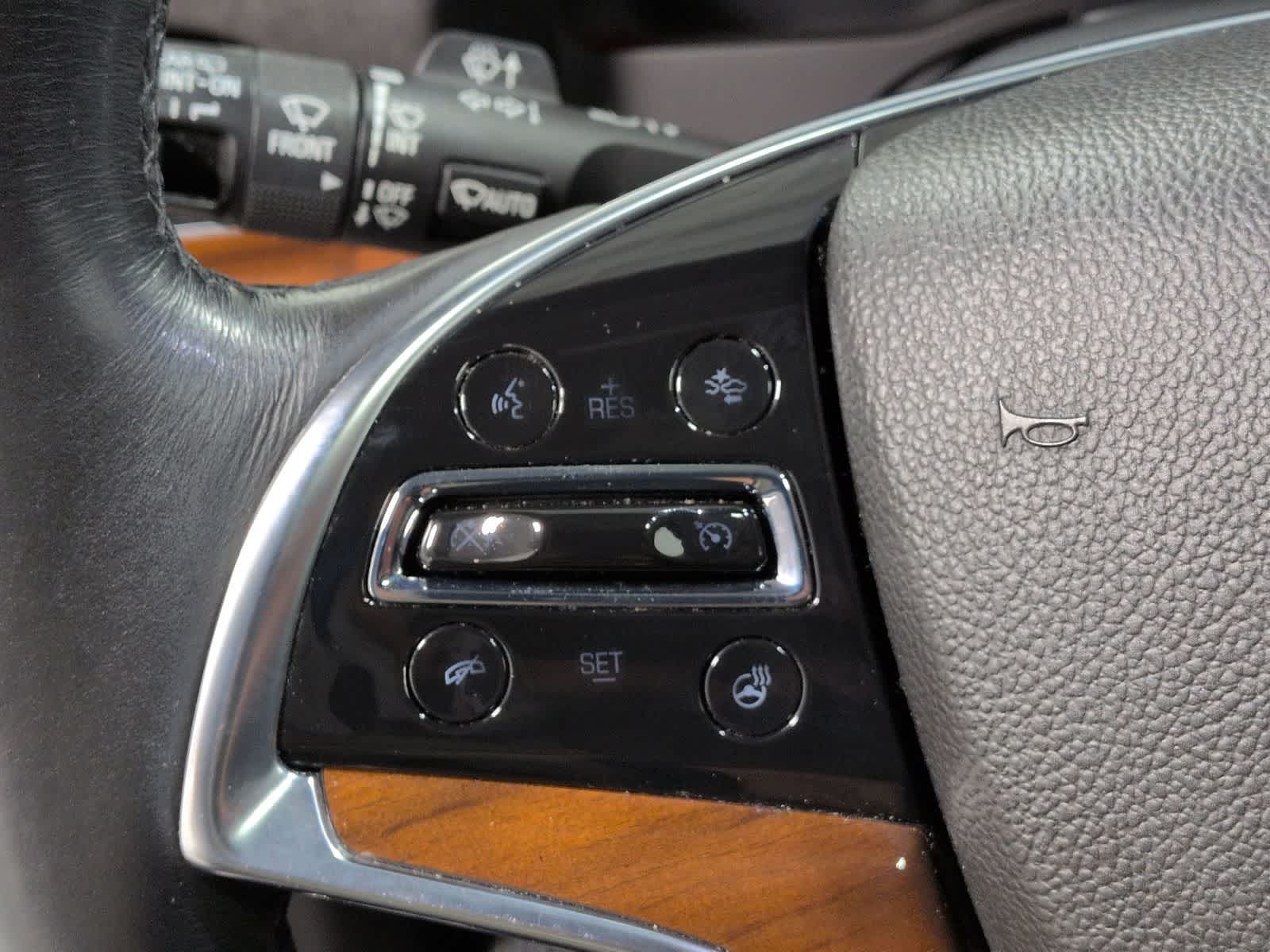 Thumbnail: 2017 Cadillac Escalade - 25