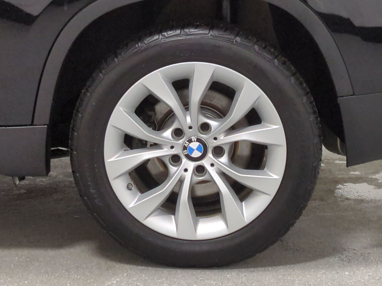 Thumbnail: 2014 BMW X1 - 21