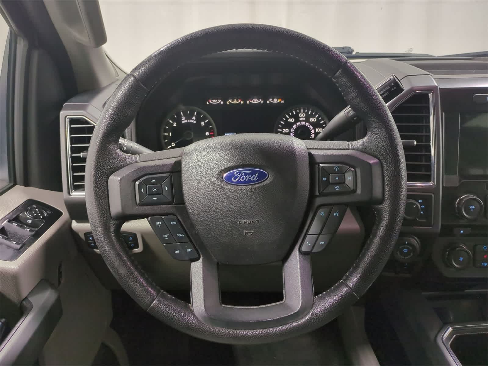 Thumbnail: 2016 Ford F-150 - 23